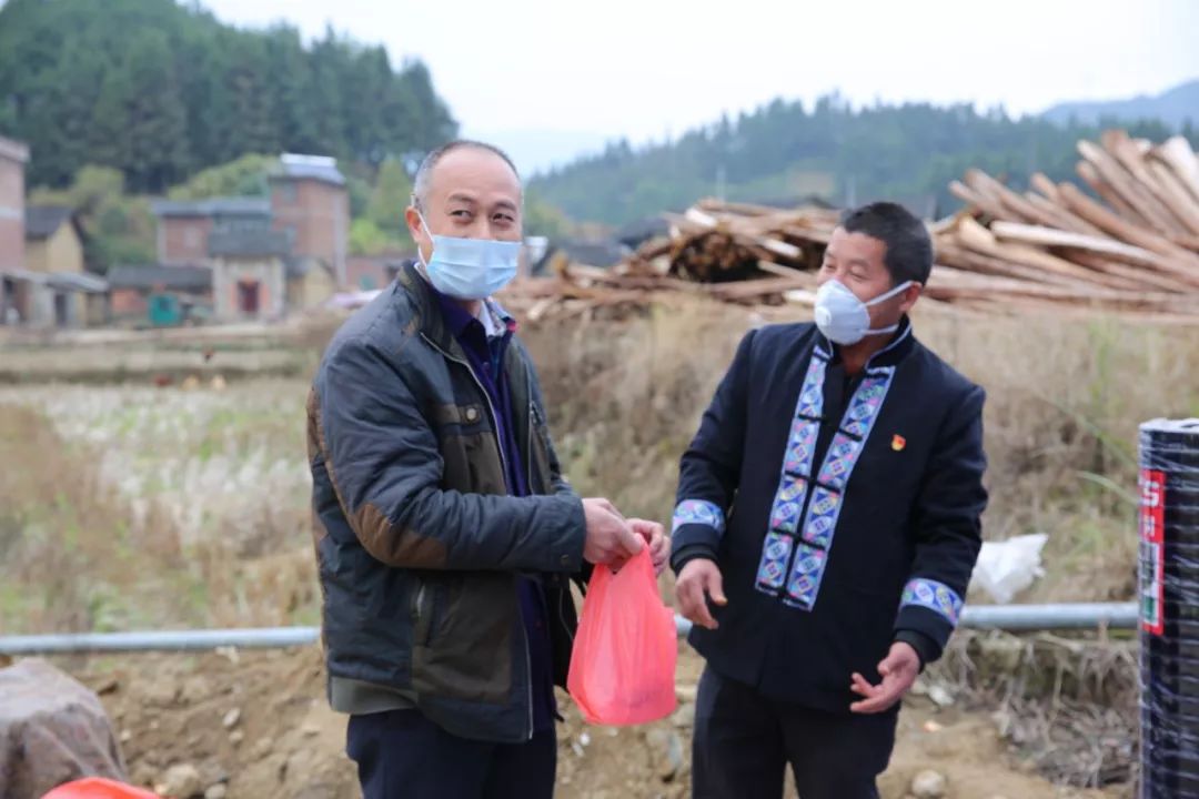 连山抗疫故事福堂镇梅洞村的暖心管家