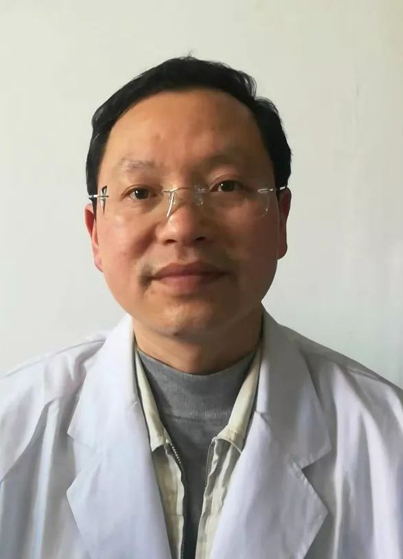 这支医疗队的是市政协委员,余江区中医院副院长,副主任中医师王书明