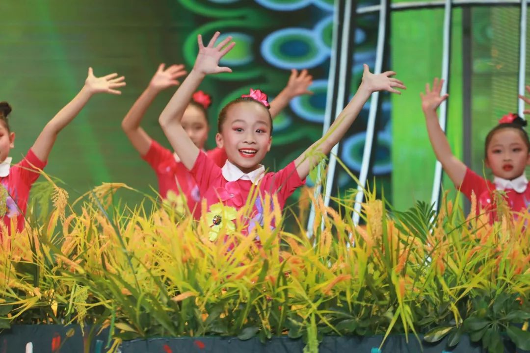 鼠不尽的快乐金鼠迎春2020南方少儿春晚正月十五陪伴你