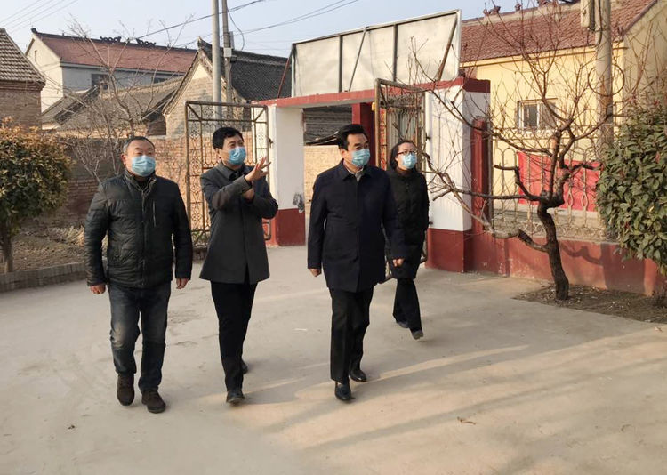 2月3日上午,山东东明县委副书记季士峰到渔沃街道督