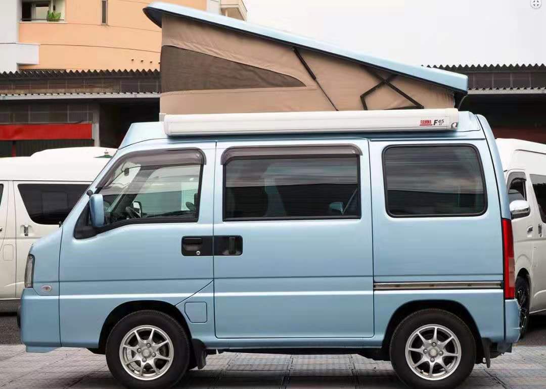 原创斯巴鲁玩面包车也很专业前后独悬四驱带锁油耗5升