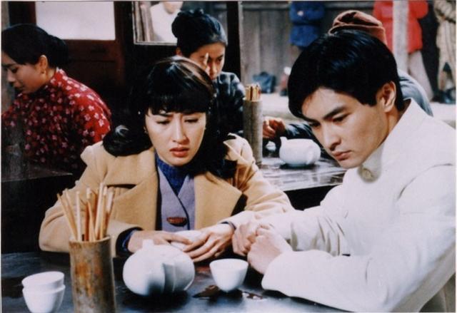 原创亡命天涯96年的冷门剧刘松仁搭档关咏荷洪欣莫少聪合作