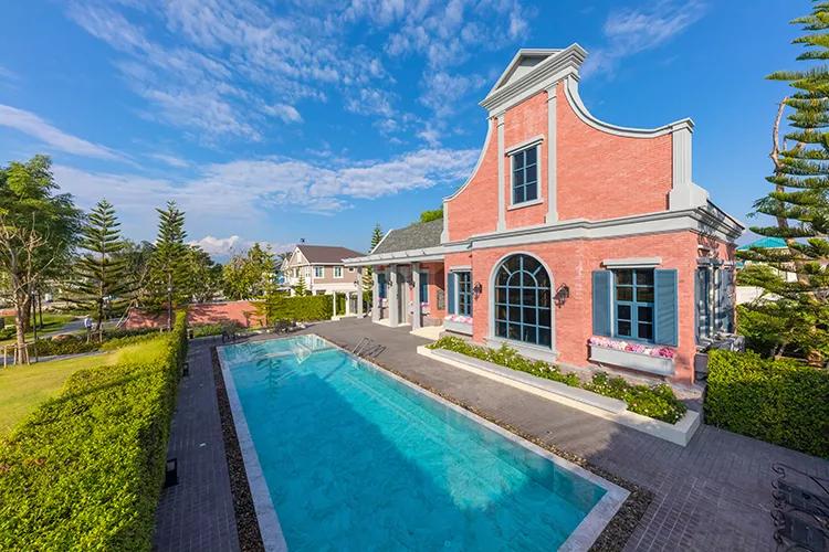 清迈爆款欧式维拉小镇面世52万起拥有欧式花园别墅生活