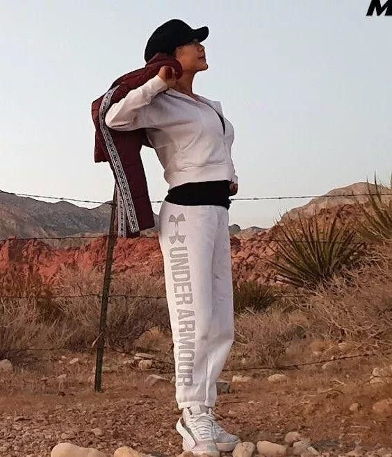 64岁韩国健身达人登杂志封面婀娜身姿秒娱乐圈一切不老女神