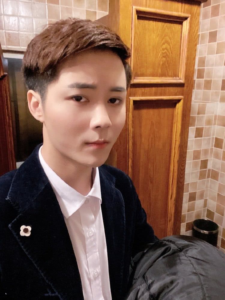 分奴的嘴脸古手羽直播被k皇带飞把把出骑士之誓狂喊nice