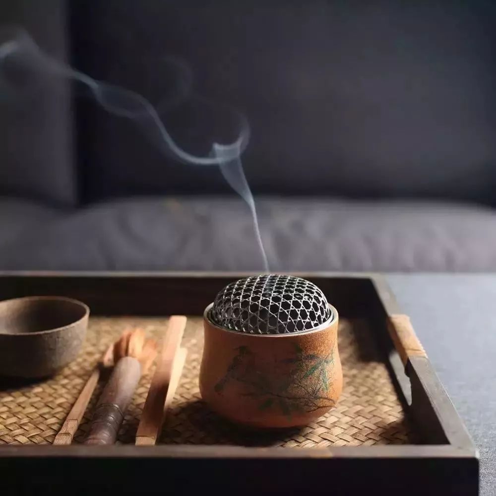 今日立春 │ 焚香 修心