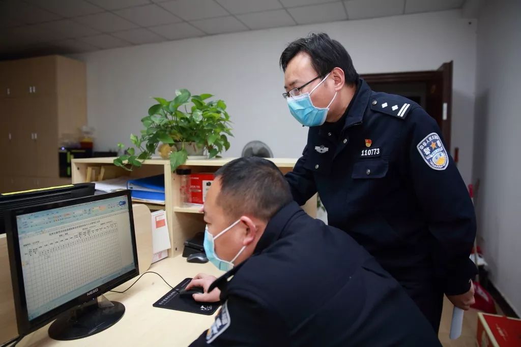 疫情警察医生图片图片