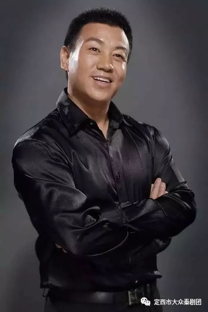 李小雄汉宫惊魂进太庙不由五内伤痛