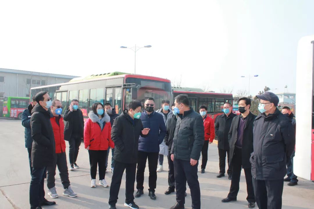 山西省城市汽車客運管理辦公室主任王建民以及帶領市交通運輸局班子