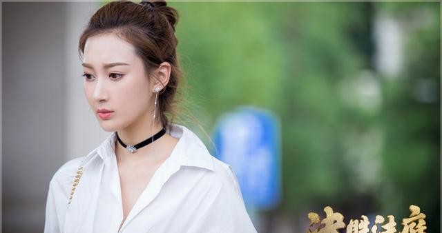 《决胜法庭》王沛然酷炫机车出场,率性之姿吸引无数观众