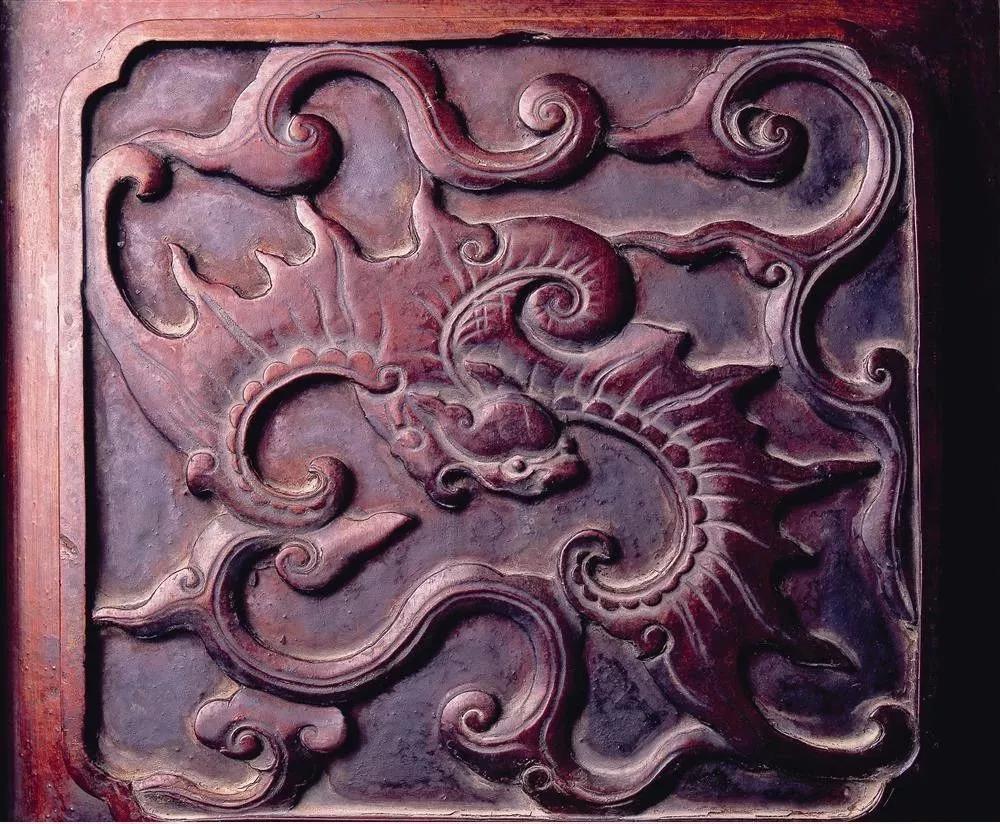 2016年苏富比拍卖100万,图片来源于网络蝙蝠纹饰在明清时期发展到全盛