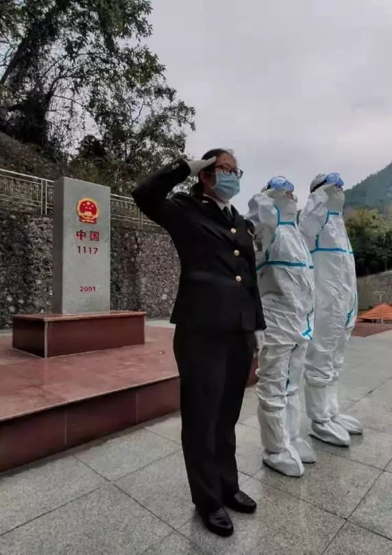 原创手绘您好我是海关大白您的国门安全卫士