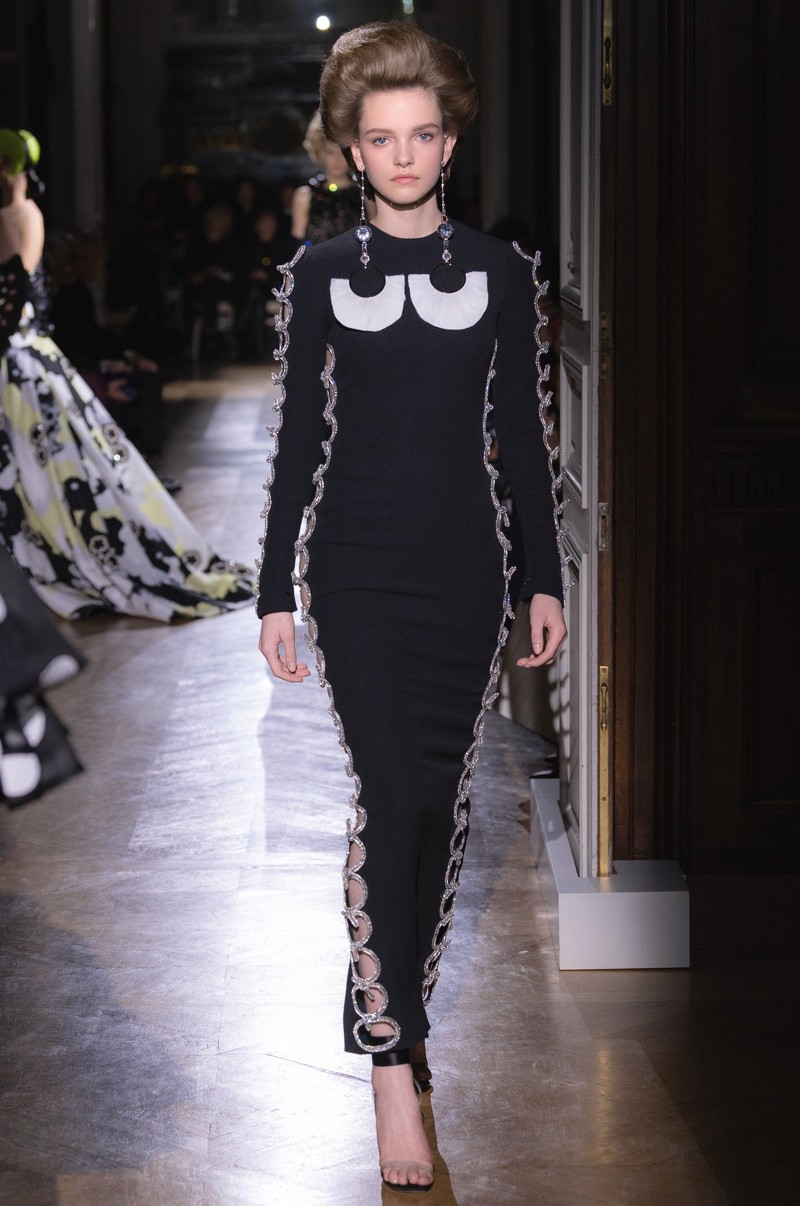 valentino梦幻礼服人生拥有一件作梦也会笑巨大蝴蝶结立体荷叶边海量