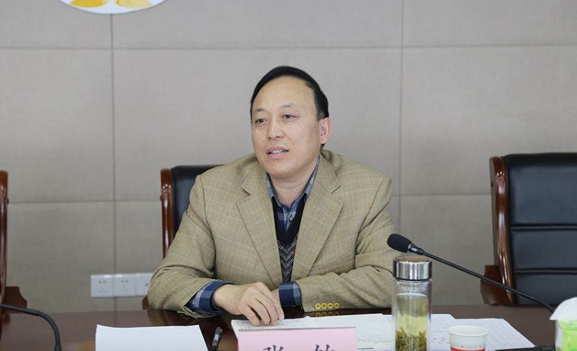 政务记大过处分的张钦,湖北竹山人,1963年7月,他曾任湖北省红十字会