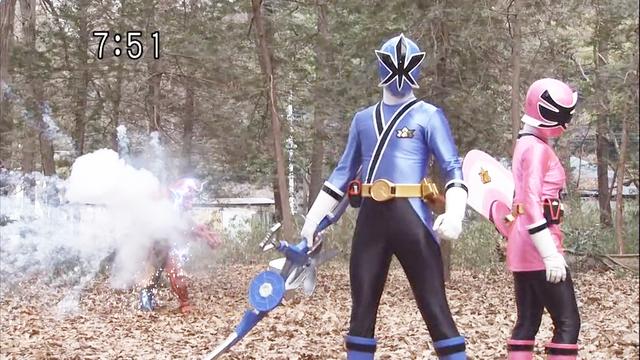 侍战队真剑者真剑蓝与真剑粉红的联合必杀技怪物你太大意了