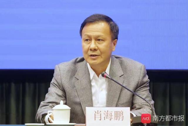 中山大学派医疗队援汉救治364例确诊病人医护人员零感染