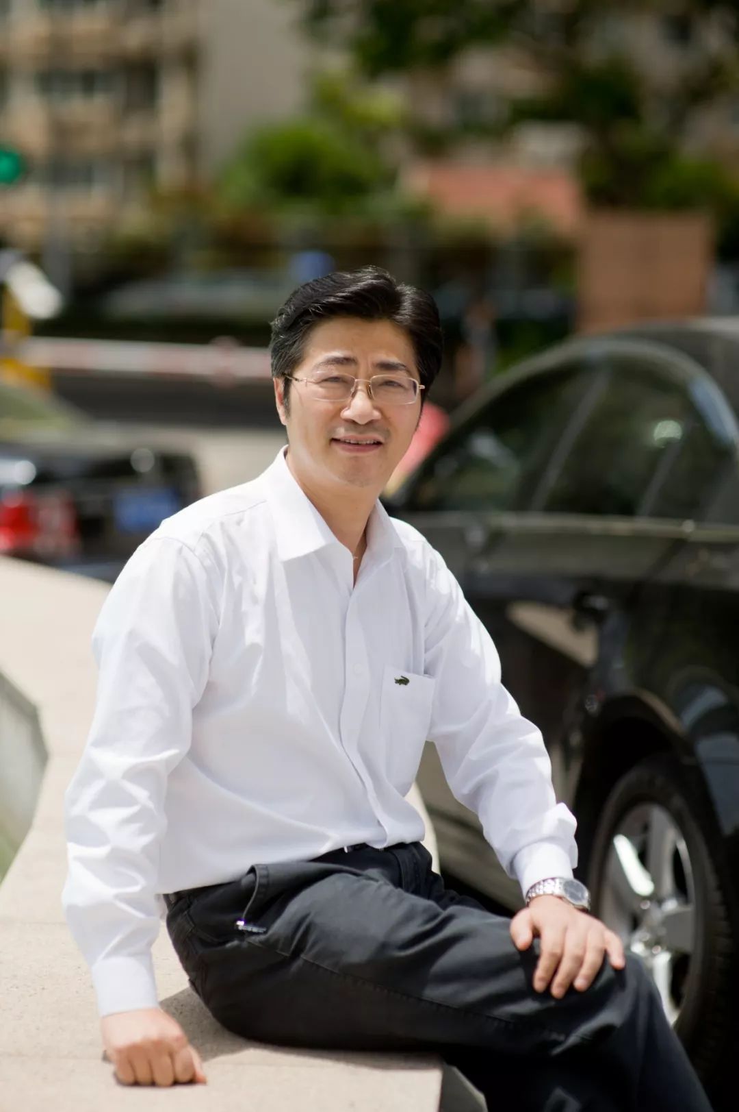 著名经济学家周德文疫情重压中小企业化危为机重塑商业模式