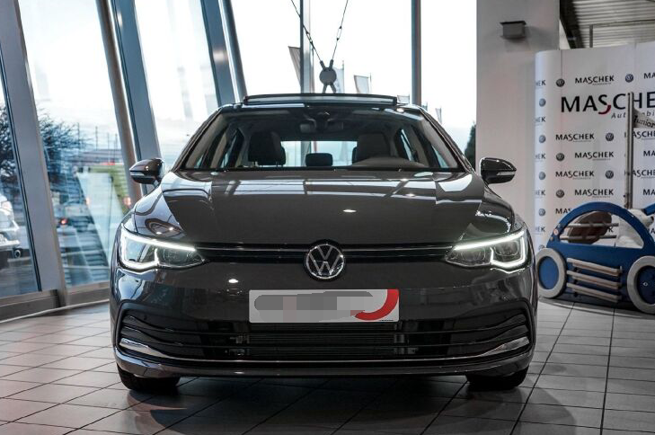 首台2020款大众高尔夫到店15t动力8at售价或与大众速腾看齐