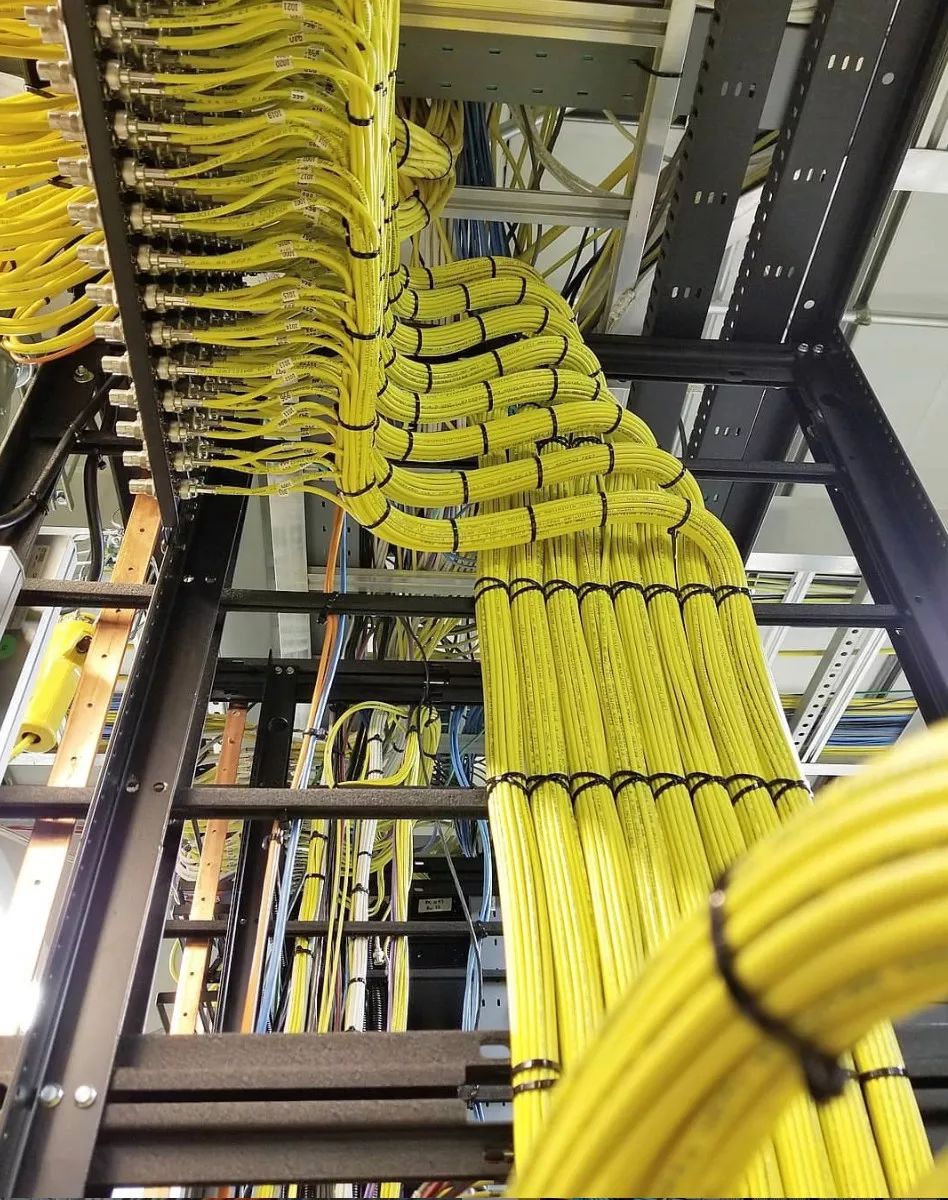 综合布线赏析这是否你见过的最美布线