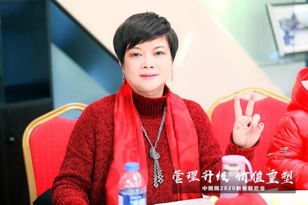 亲历者|一个在豫隔离的武汉人:我与雷神山医院的偶然"云对话"_李芳