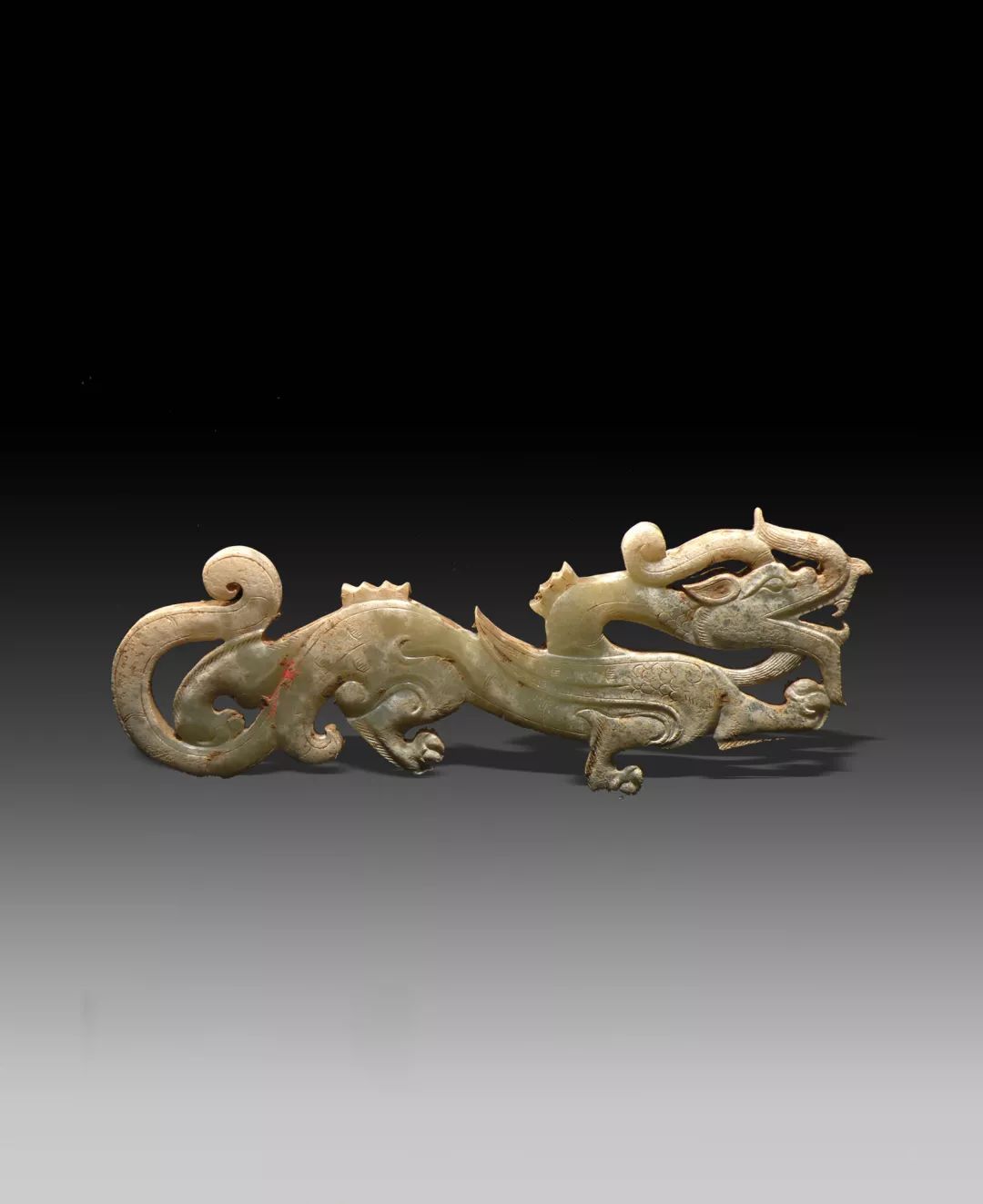 汉代 龙形佩汉代 双龙捧璧佩为避免人群聚集引发交叉感染,信利博物馆