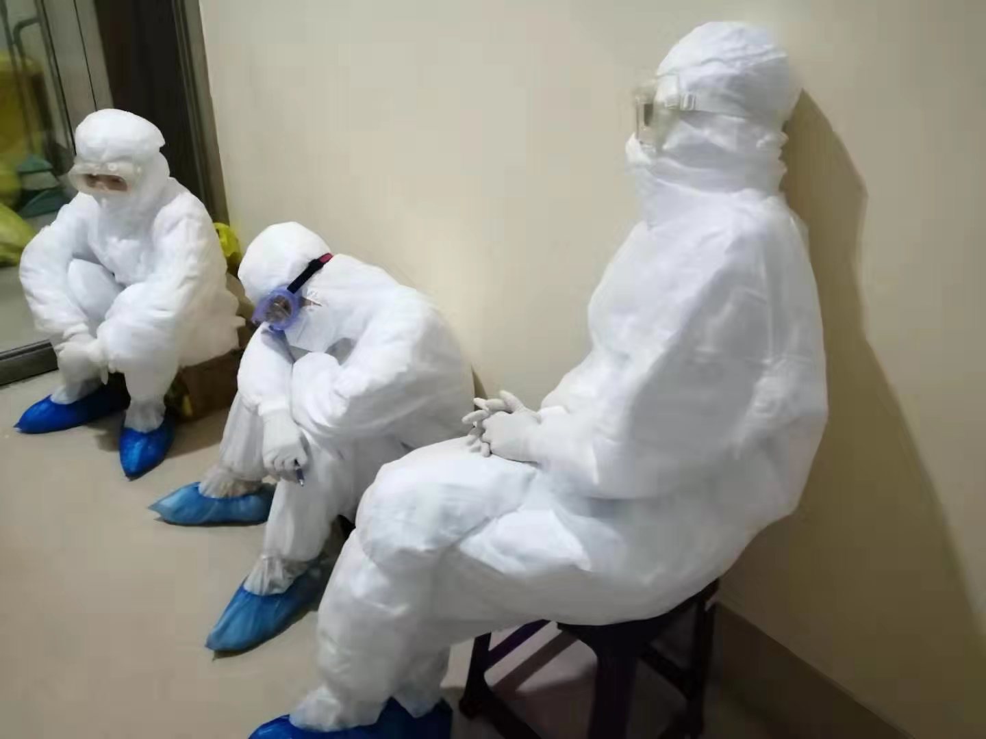 原创致敬佳木斯市传染病医院身负多职的全能白衣天使