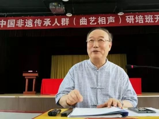 名家立山推新作山东快书站哨台作者李立山演唱赵磊