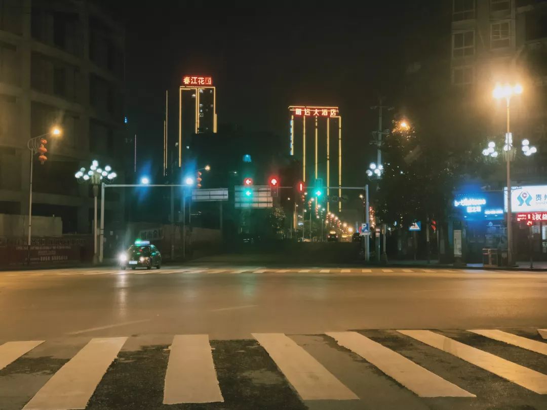 六枝这组空城照是我们抗击疫情最好的证明