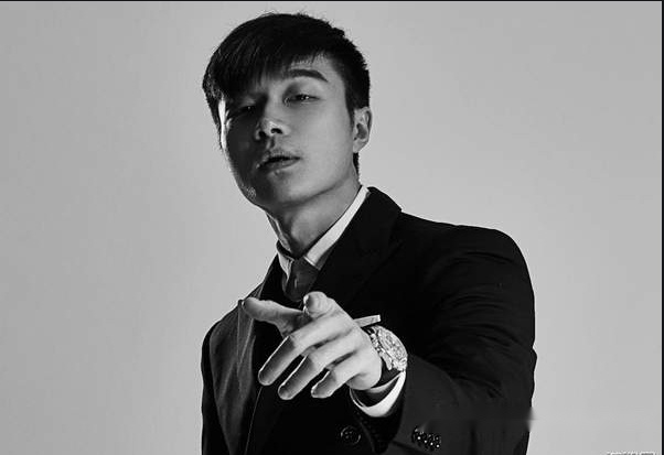 帝师重提某封禁主播他上的既不是灰名单也不是黑名单