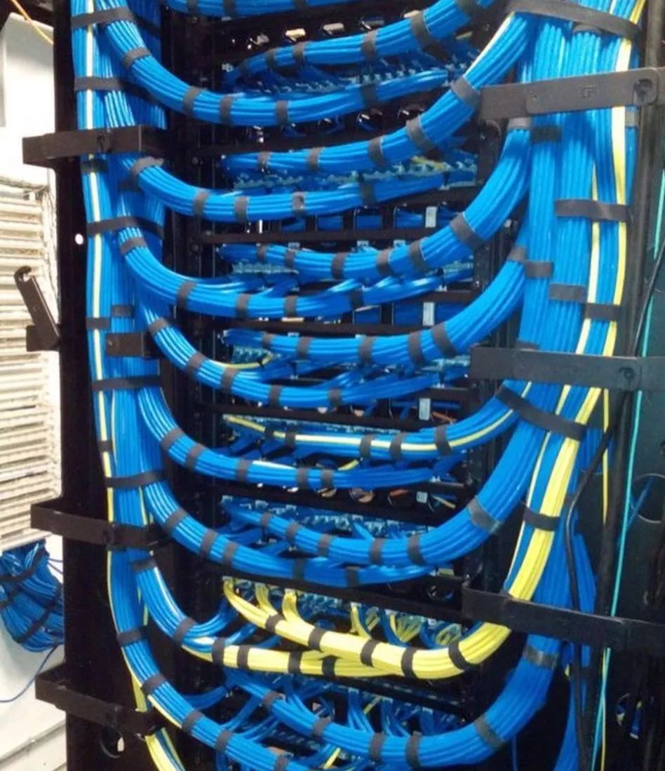 综合布线赏析这是否你见过的最美布线