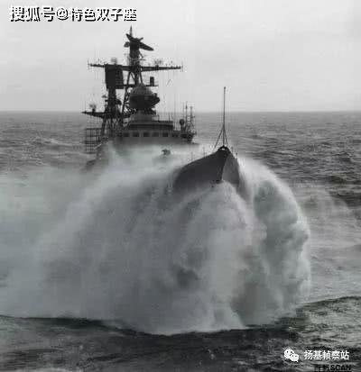 全纪录38节冲向伏龙芝号核巡洋舰我就在炮位上