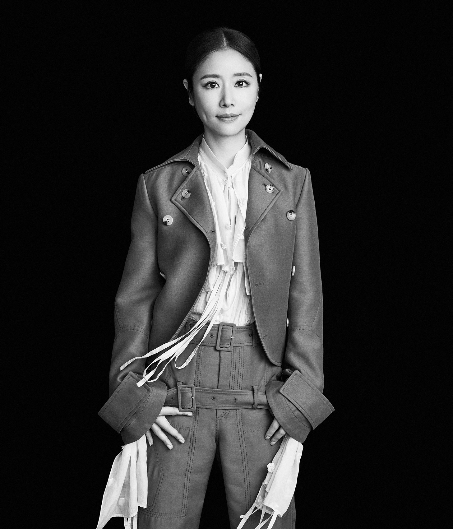 林心如杂志大片曝光工作还获老公霍建华探班网友人生赢家