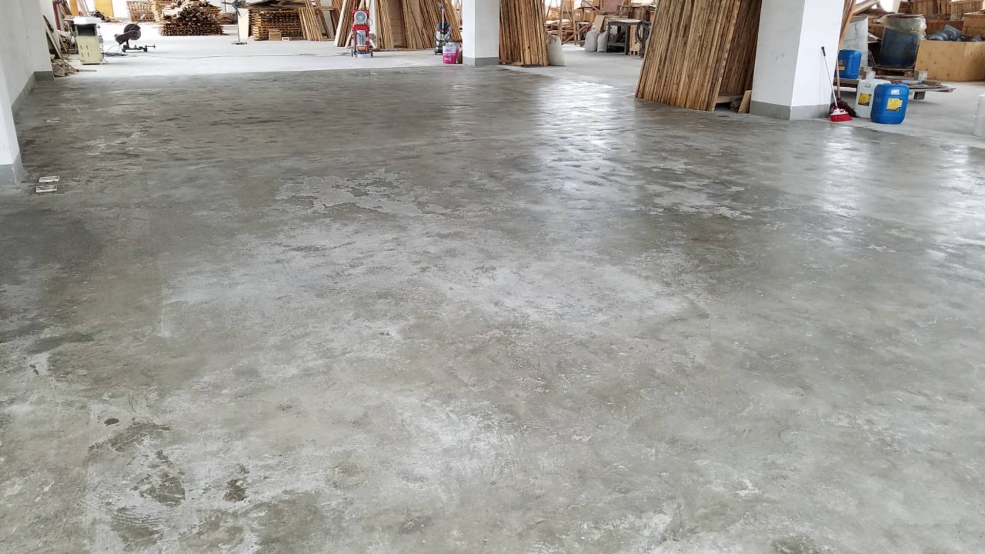 水泥砂浆地面起砂如何处理水泥砂浆地面起砂原因分析