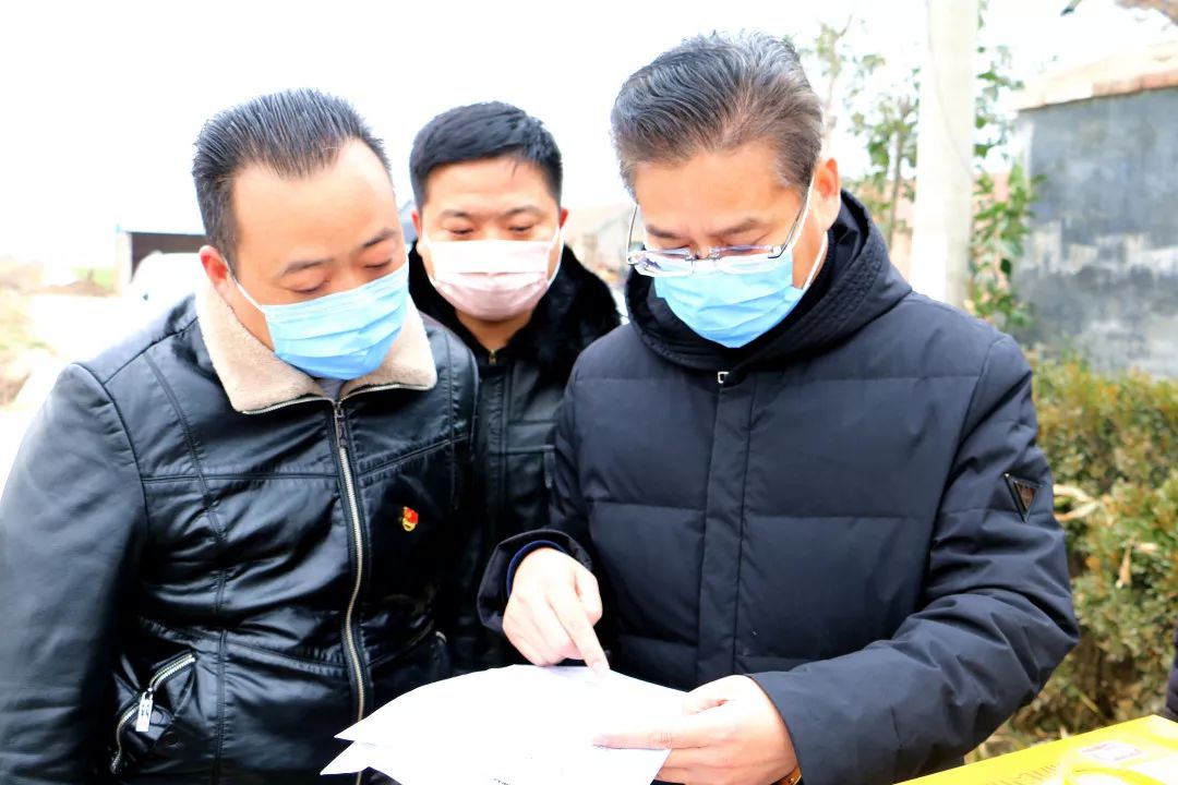 常家兵 王沟镇党委书记▲郭颖 孙楼街道网格员▲高涛 丰县人民医院