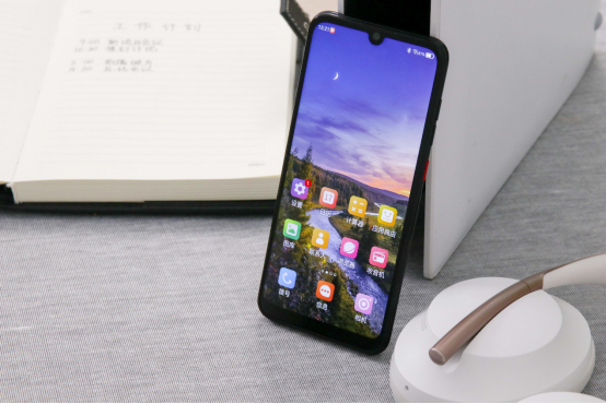 外观与拍照一个不落,中兴blade a7s再塑入门标杆_手机