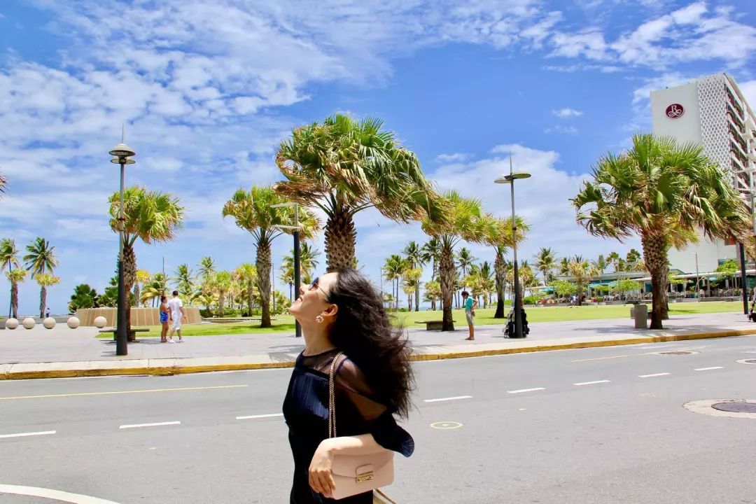 一封北大女孩给华尔街的辞职信:世界很大,我想帮帮他们!_lindsay