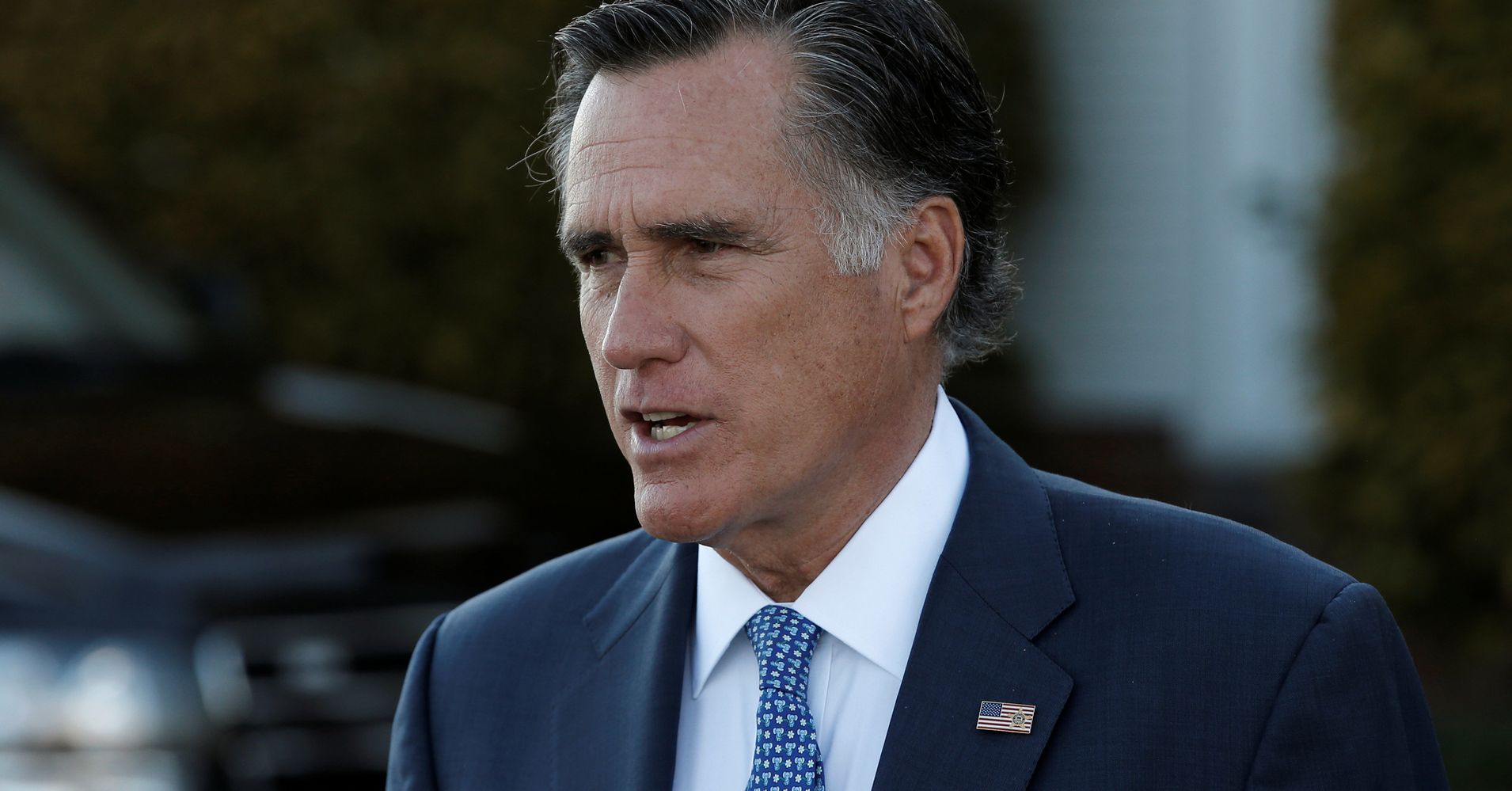 犹他州参议员米特·罗姆尼于2月5日在参议院的会议上对特朗普的行为