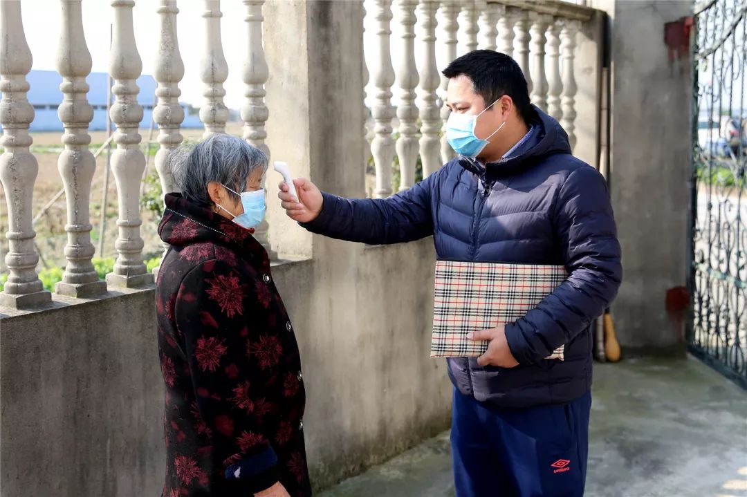 【走心语录】"虽然每天都很忙碌,但是我们的步伐不能乱!"_赵一峰