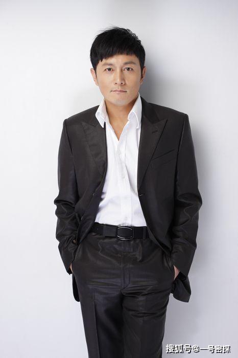 男星朋友的亲戚得肺炎去世,家人叫他回台湾,男星却拒绝临阵脱逃_赵擎