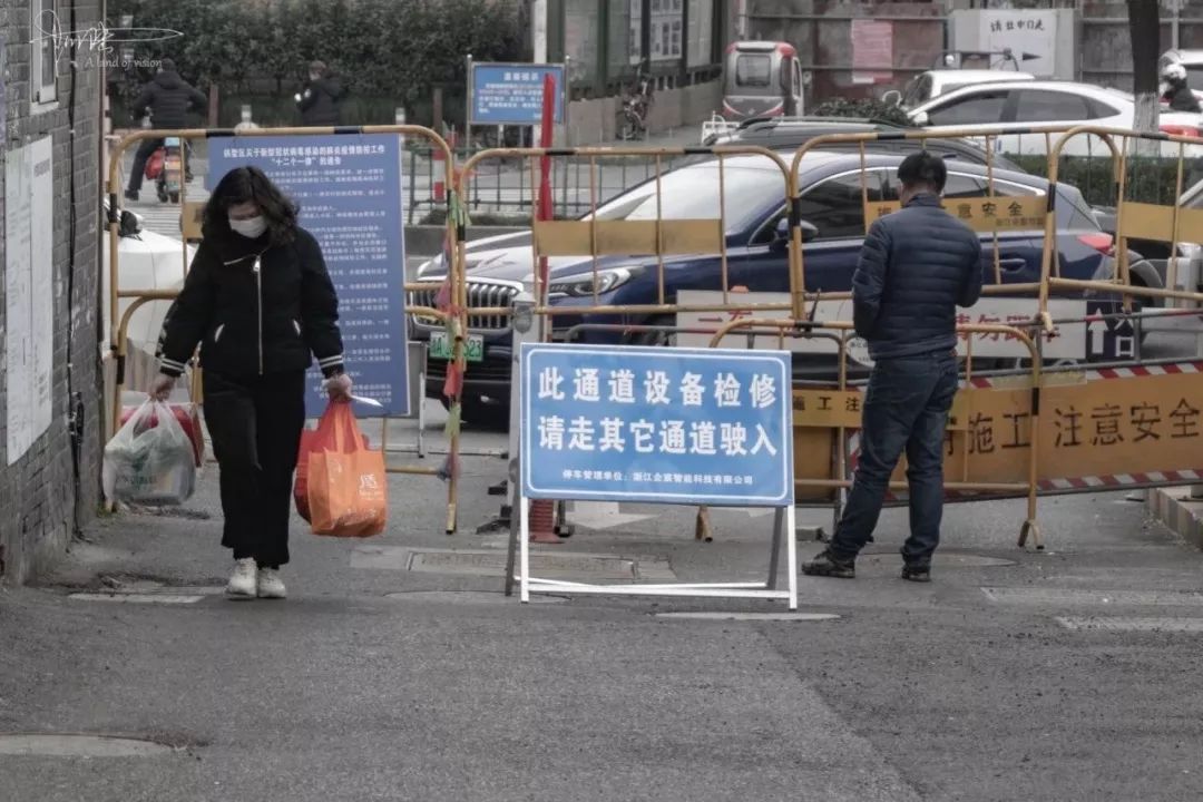 杭州封城中的新西兰人亲述冰箱囤菜不敢出门街头人烟稀少最难受的还是