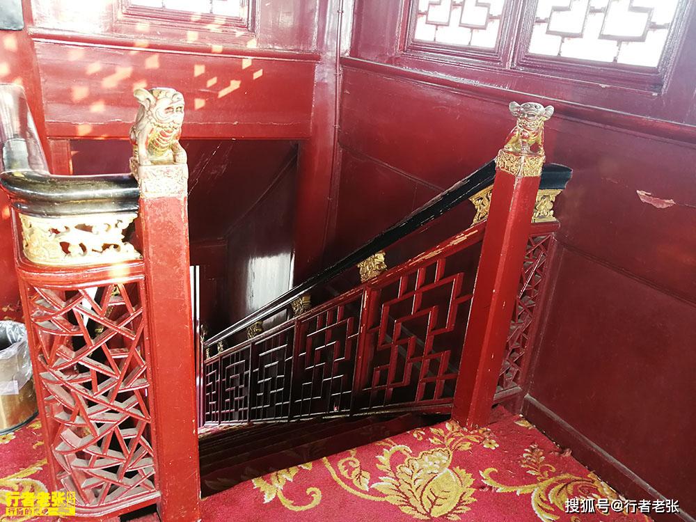 是在修旧如旧的基础上进行的,所以岳阳楼的外形和内部结构都没有改动