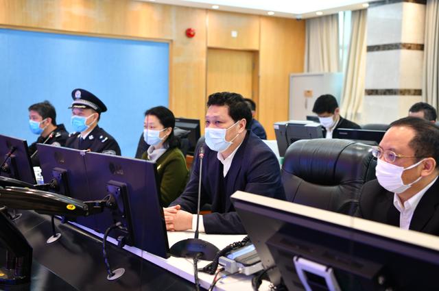 余新国到深圳监狱调研督导疫情防控工作