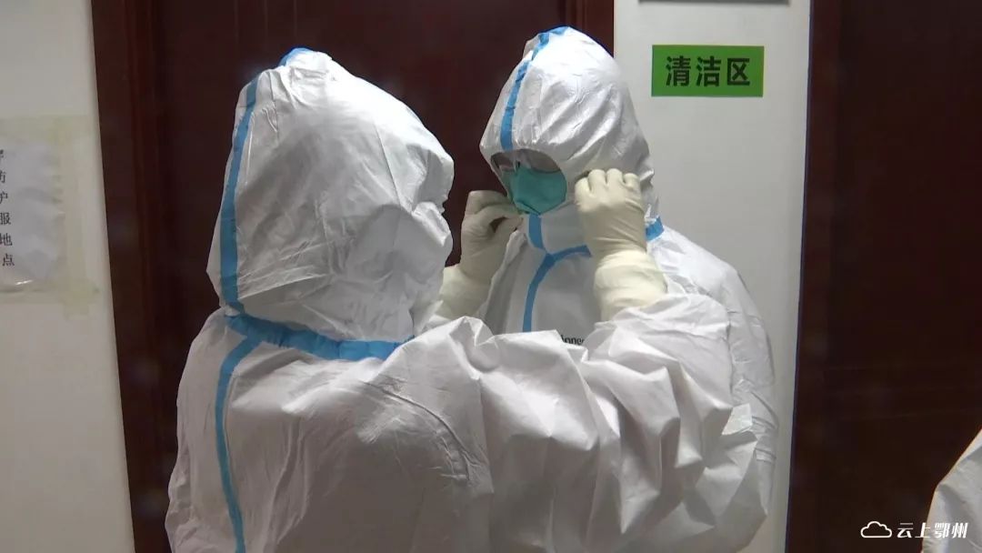 医务人员积极响应号召投身抗击疫情第一线