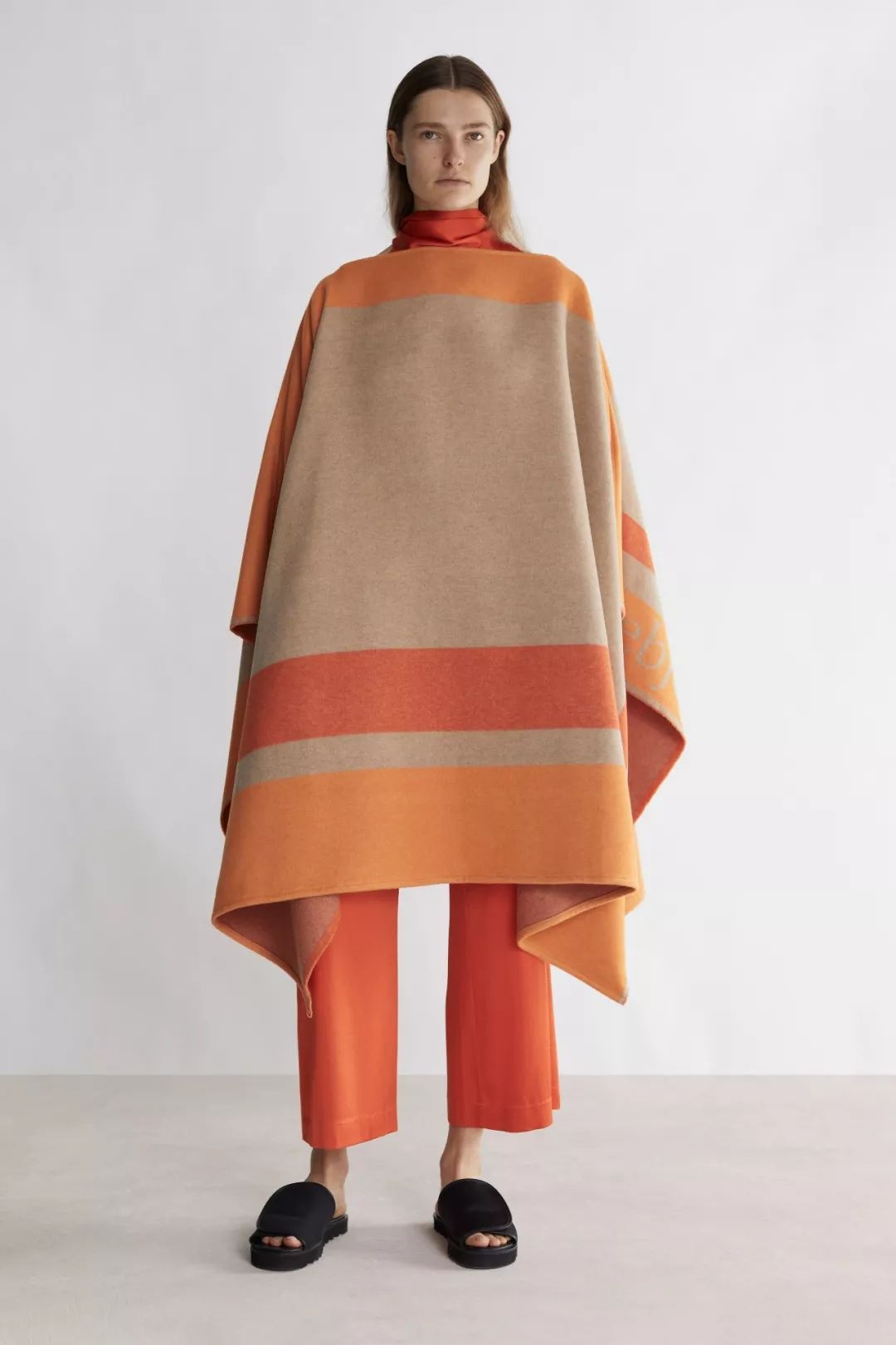 正视自我,自然廓形 | 女装毛衫t台综合分析