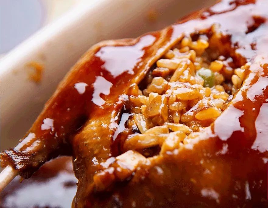 八宝鸭春江水暖八宝鸭愿这道沪菜带给您八方顺利吉祥如意