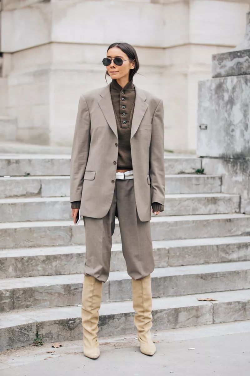 如何get甜酷女孩漫画腿杨幂泫雅最爱的骑士靴请求出战