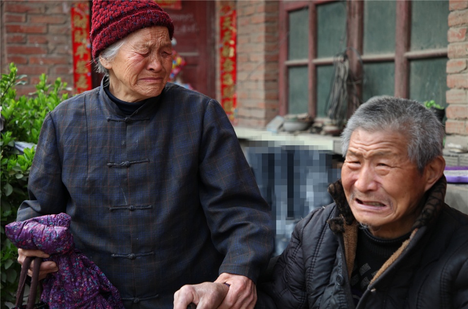 晚年得不到子女孝順的老人,大多有3大特點,吃苦受罪怪不得別人_孩子