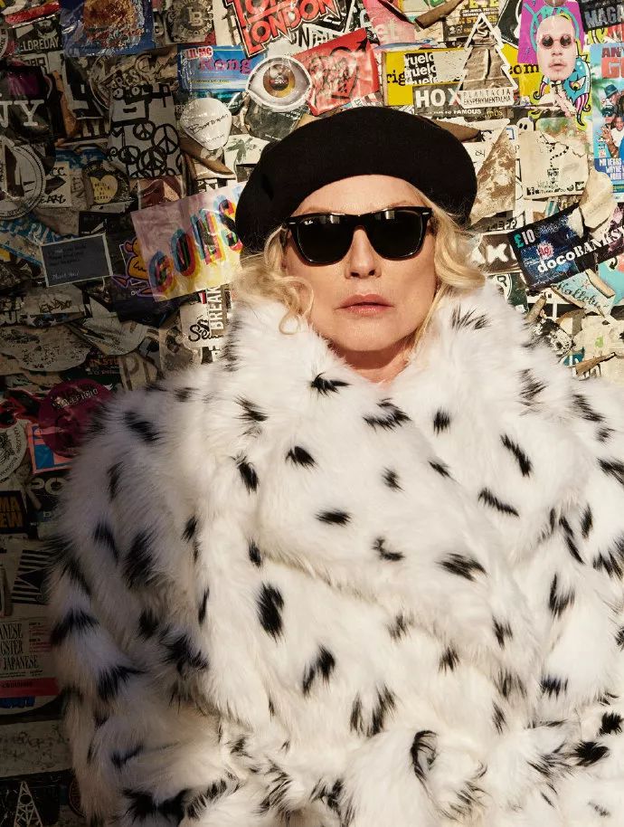 nike峰会神级合影刷屏网络pharrell出镜chanel广告大片kesha诽谤纠纷