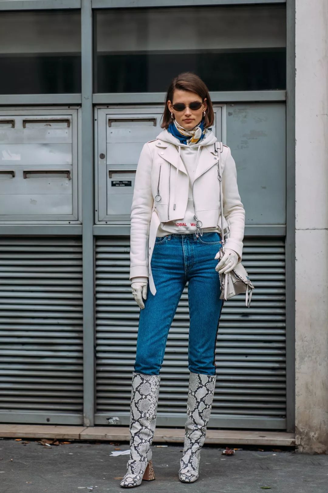 如何get甜酷女孩漫画腿杨幂泫雅最爱的骑士靴请求出战