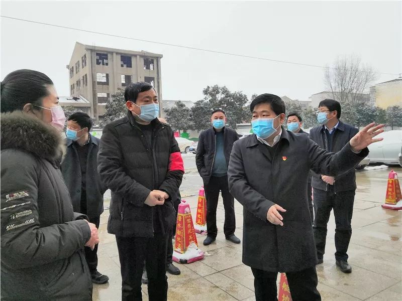 市委书记尹俊营将各小区楼院都组织起来形成网格化管理